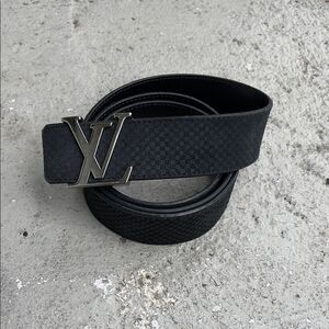 Louis Vuitton Micro belt M5875